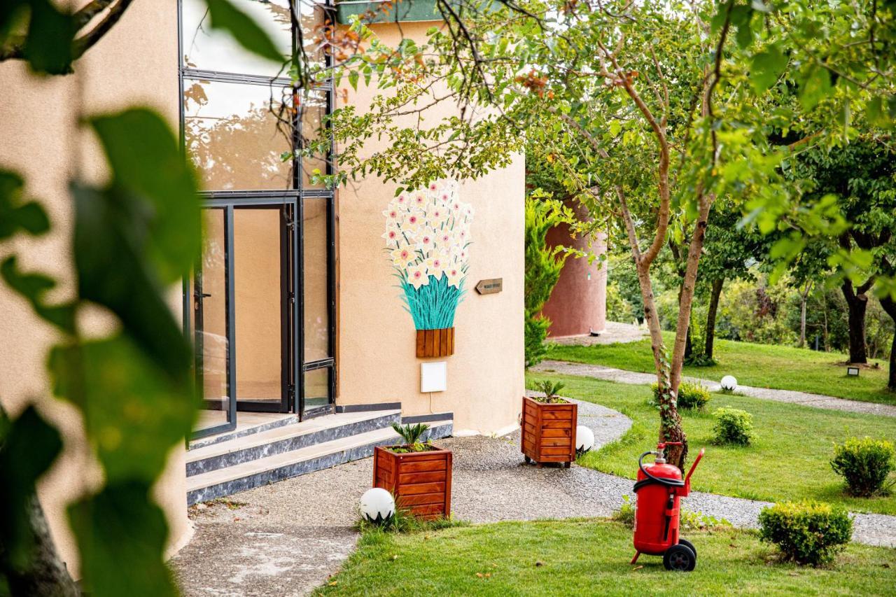 Kule Airport Arnavutkoy * Istanbul